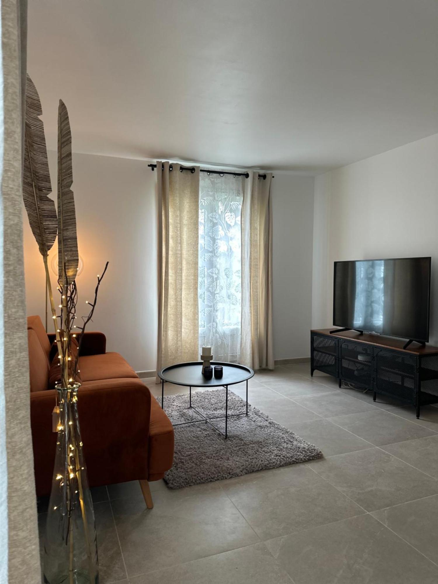 6personne,10mn De Disney,30mn De Paris,parking Apartment Bussy-Saint-Georges