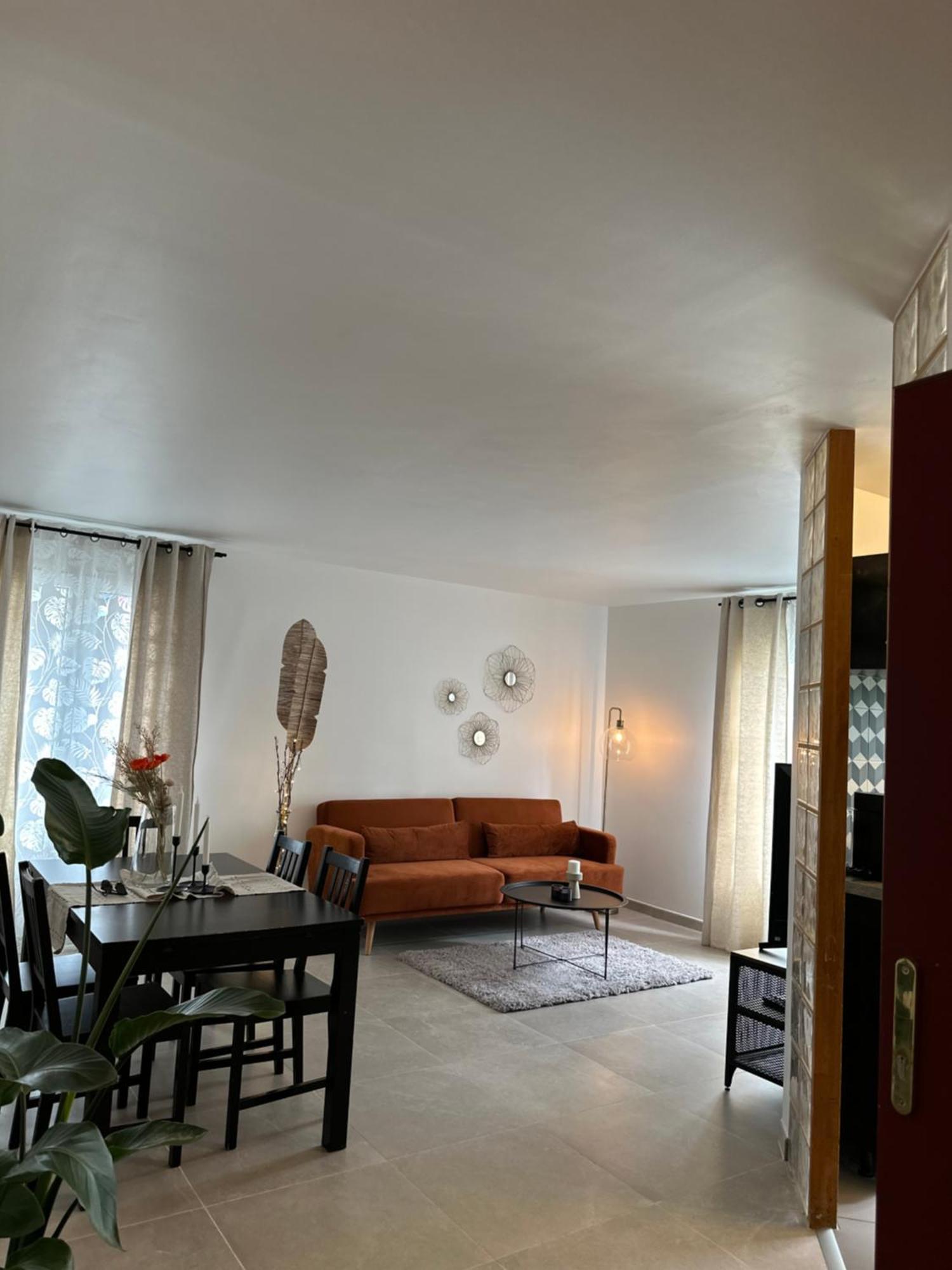 Apartment 6personne,10mn De Disney,30mn De Paris,parking Bussy-Saint-Georges